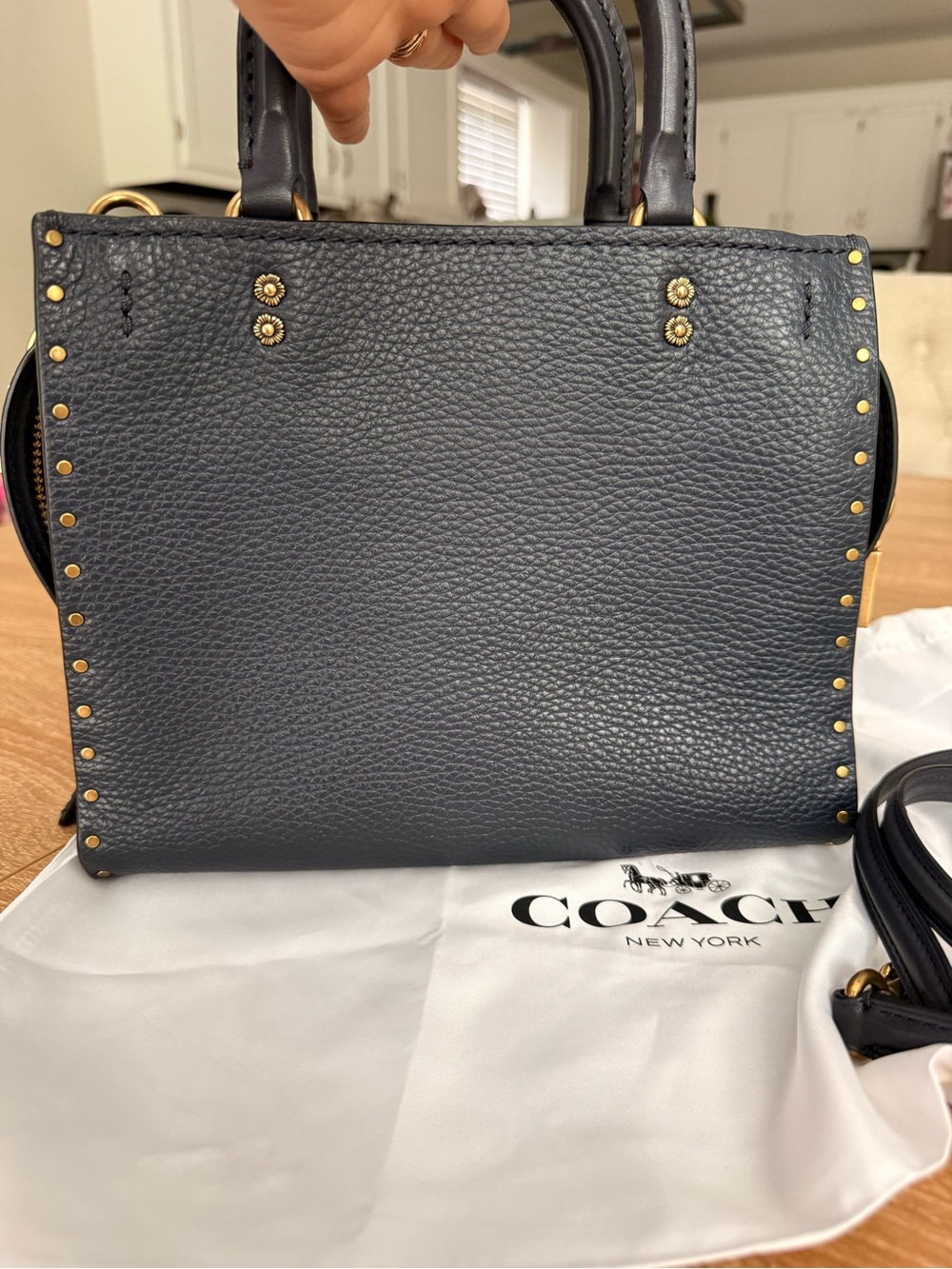 Coach rogue 25 (navy blue with rivets) - Picture 5 of 13